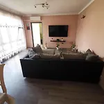 Spacious In شقة بولا