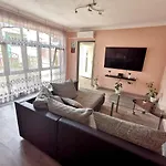 Spacious In * بولا