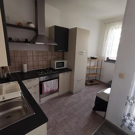 Apartamento Spacious In Pula