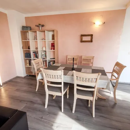 Apartmán Spacious In Pula