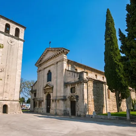 Spacious In * Pula