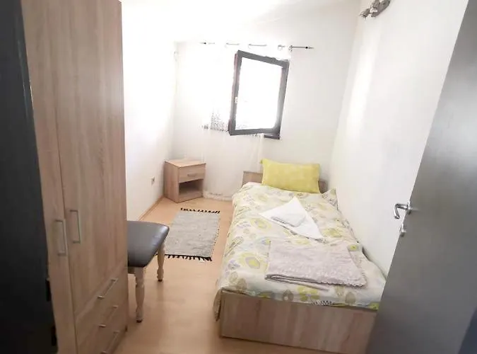 Spacious In 아파트